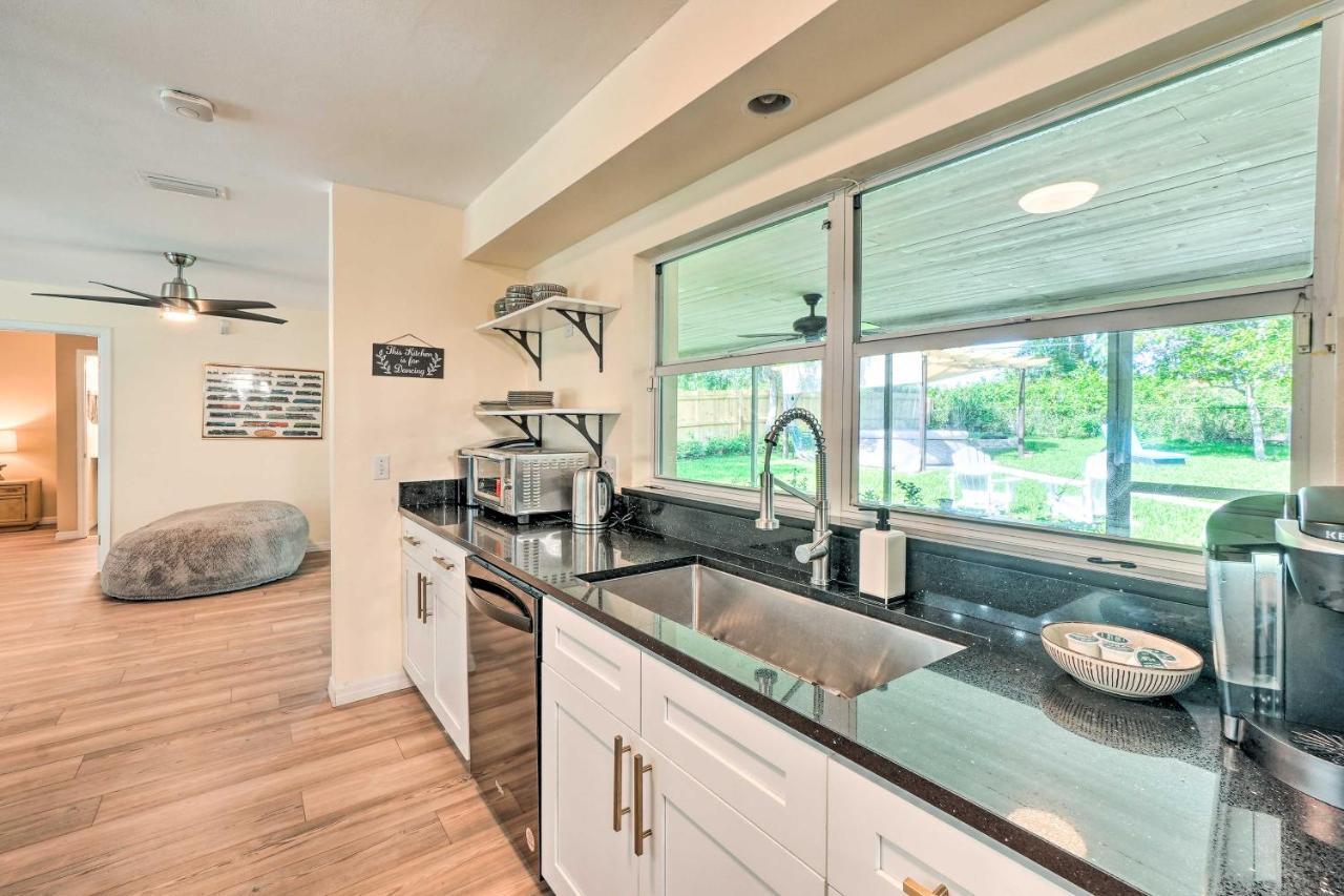 4 Bedroom Clearwater Vacation Home With Amazing Backyard ภายนอก รูปภาพ